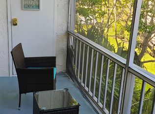 205 S McMullen Booth Rd APT 202, Clearwater, FL 33759