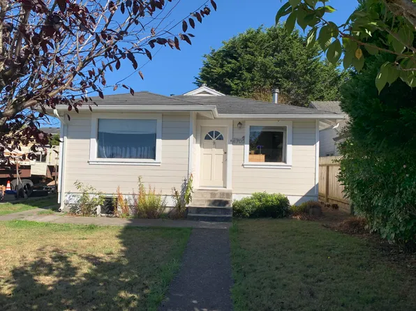 4705 Crane St, Eureka, CA 95503