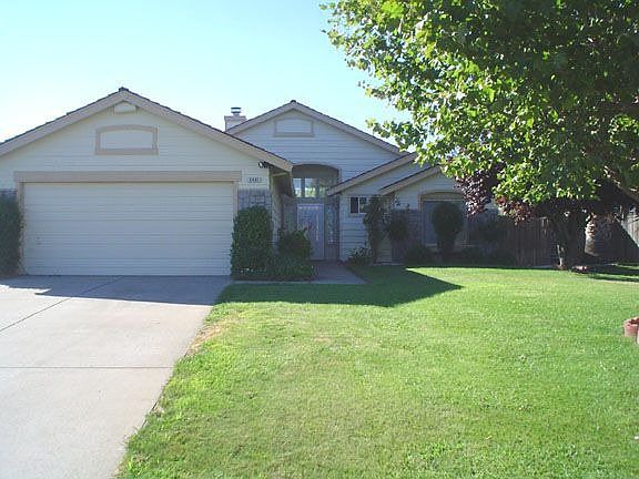 Front of 5441 Calvine Rd.