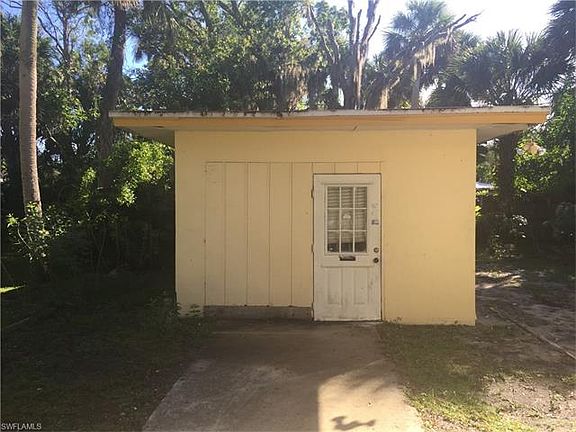 2nd image of 608 S 10th St