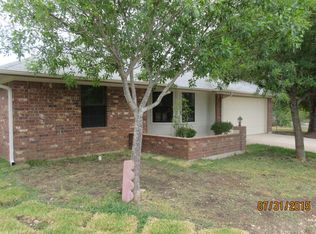 221 Patterson St, Copperas Cove, TX 76522