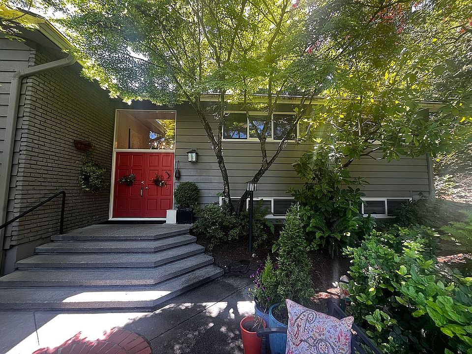 1st image of 9829 NE 21st St
