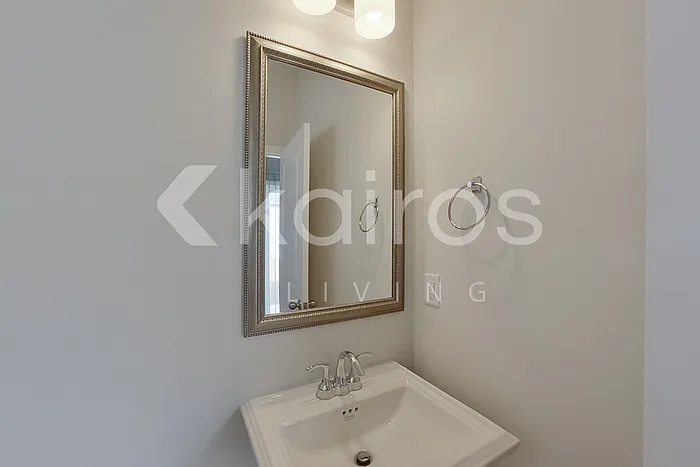 2579 Banyon Cir — Photo 10
