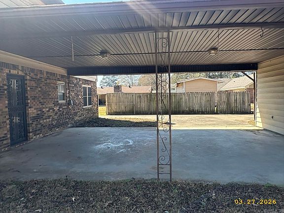 4th image of 3111 W 36th Ave