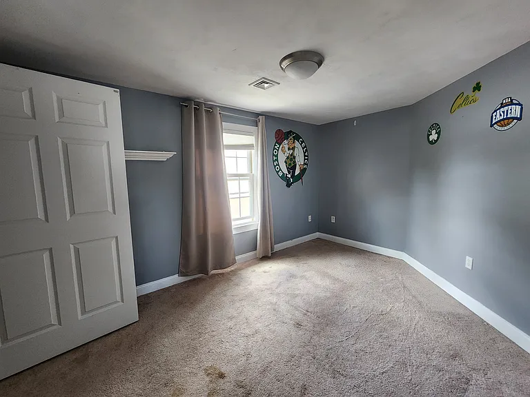 140 Malden St #2 — Photo 7