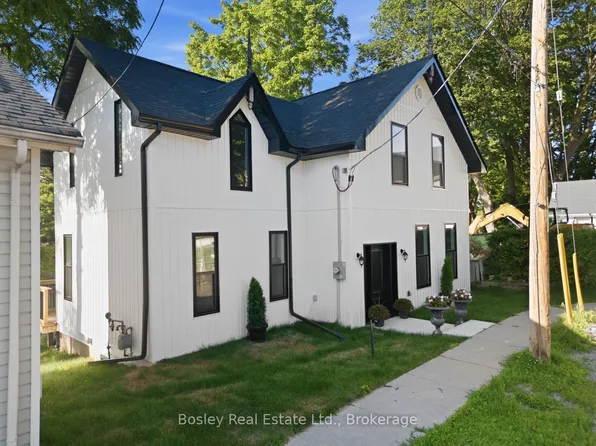 40 Charles St, Pt Hope, ON L1A 1S4