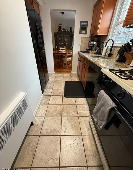 2 Wedgewood Dr — Photo 5