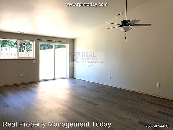 3rd image of 12802 To 12804 164th St E