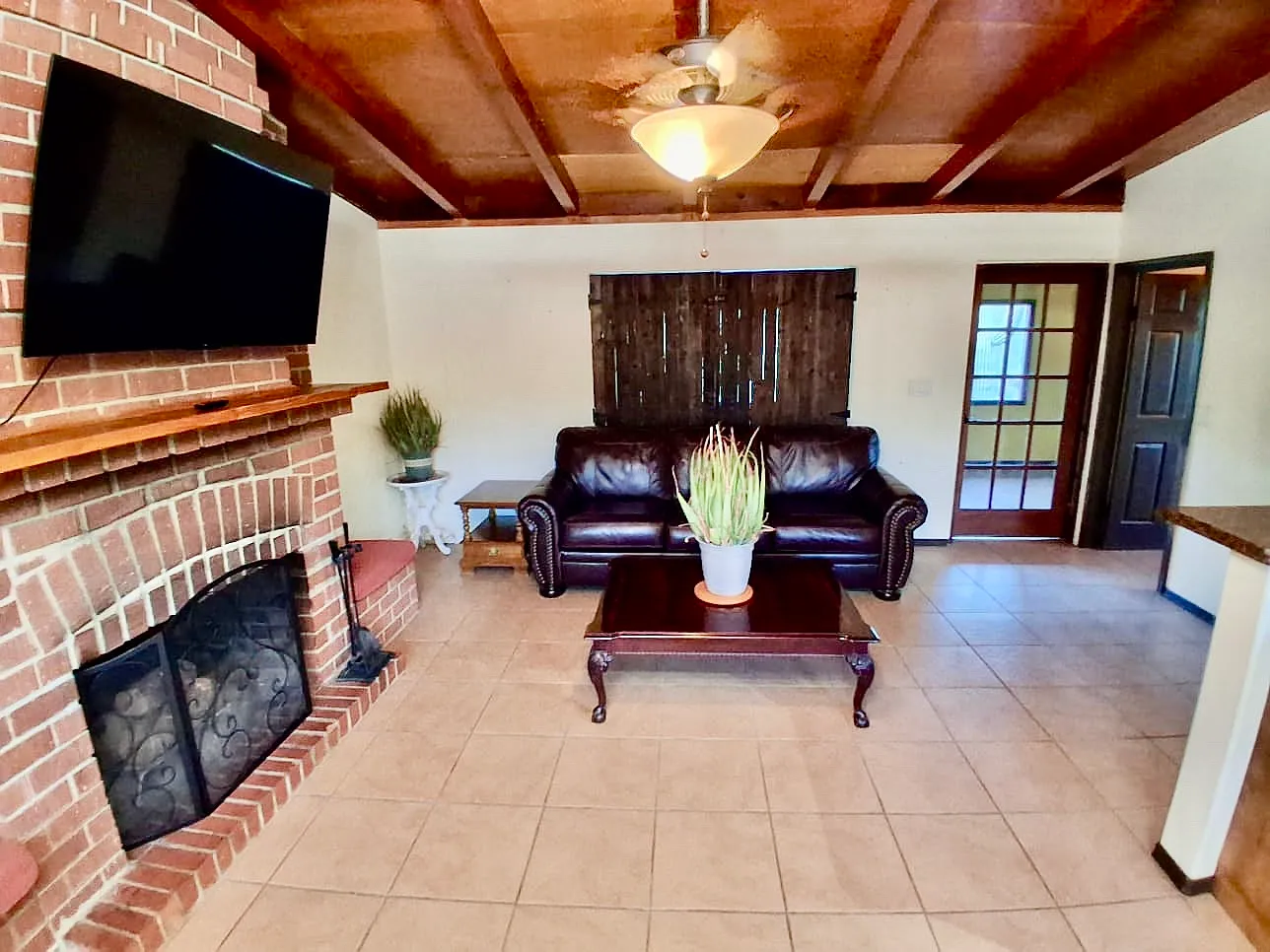 2 bed, 1200 sqft, $1,795 — Photo 3