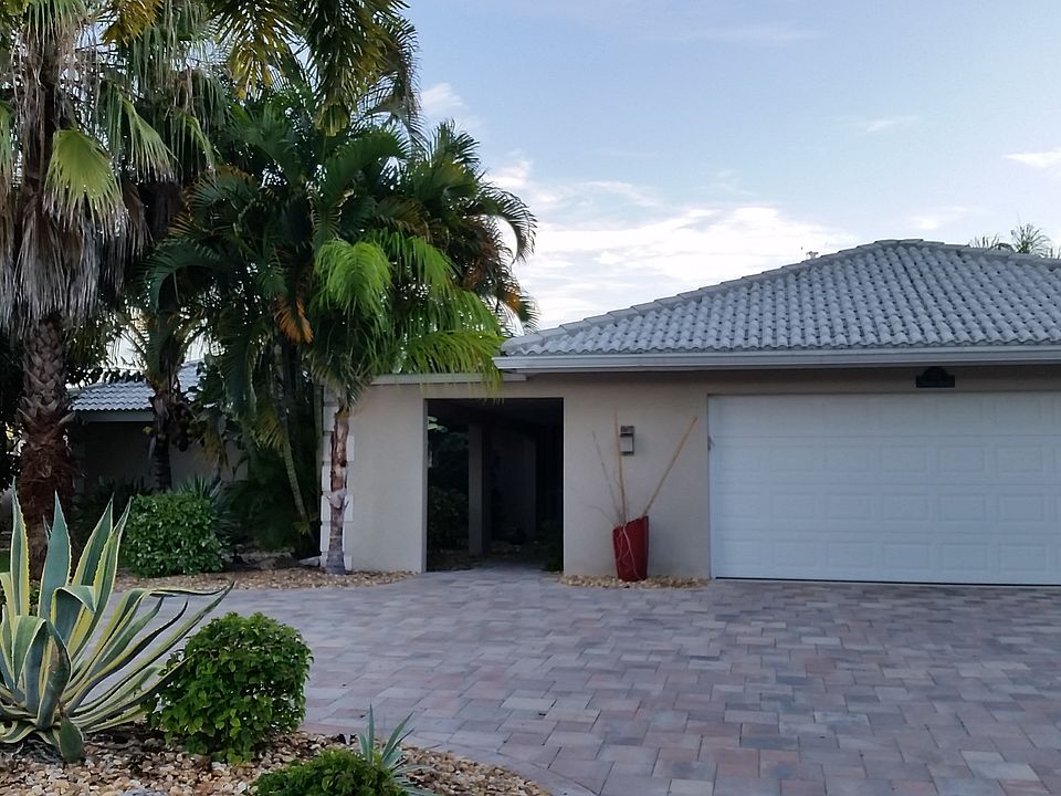 1st image of 124 Hibiscus Dr