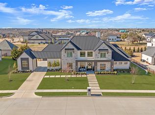 605 Rustic Ridge Dr, Heath, TX 75032