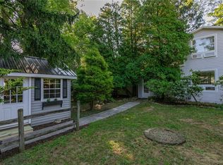 497 Eaton Rd, Rochester, NY 14617