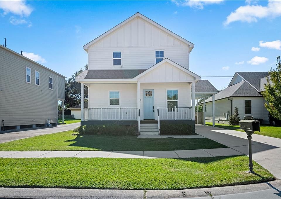 1st image of 5 Leeward Ct