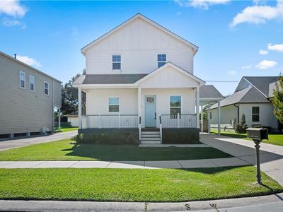 5 Leeward Ct, New Orleans, LA, 70131
