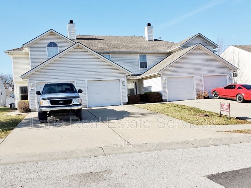 1st image of 202A NE Sunshine St #Oak