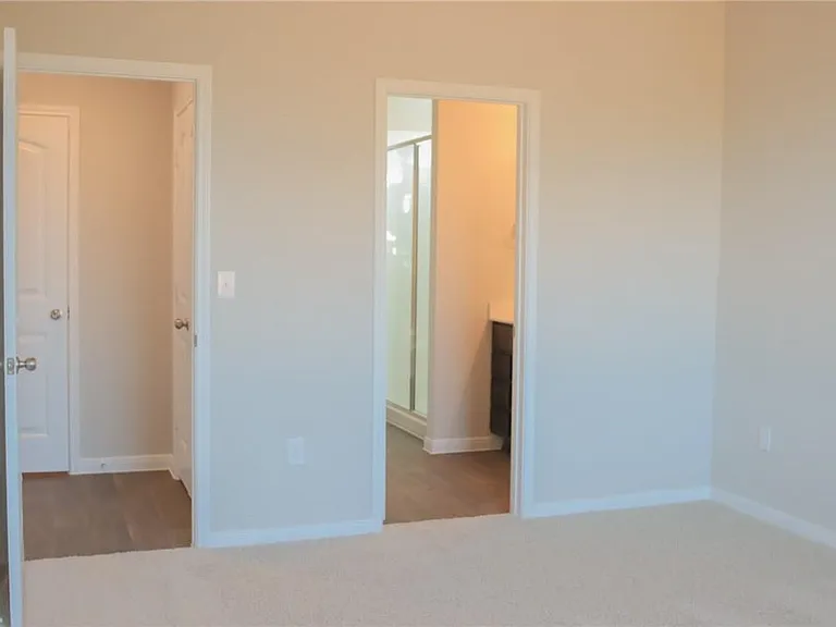 14015 Macquarie Dr — Photo 16