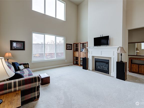 3rd image of 1999 Legacy Place SE