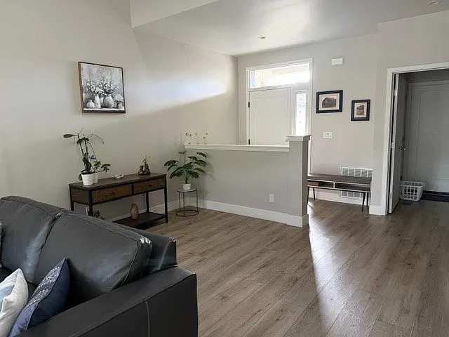 2 bed, 1566 sqft, $3,850 — Photo 4