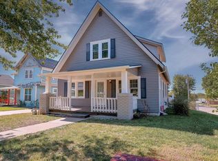 223 N College St, Winfield, KS 67156