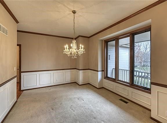 2nd image of 1532 NE Neawanna Dr