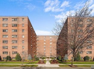 208 Anderson St APT S7D, Hackensack, NJ 07601