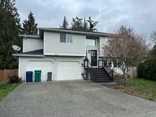 26525 Fox Hill Dr N, Stanwood, WA 98292