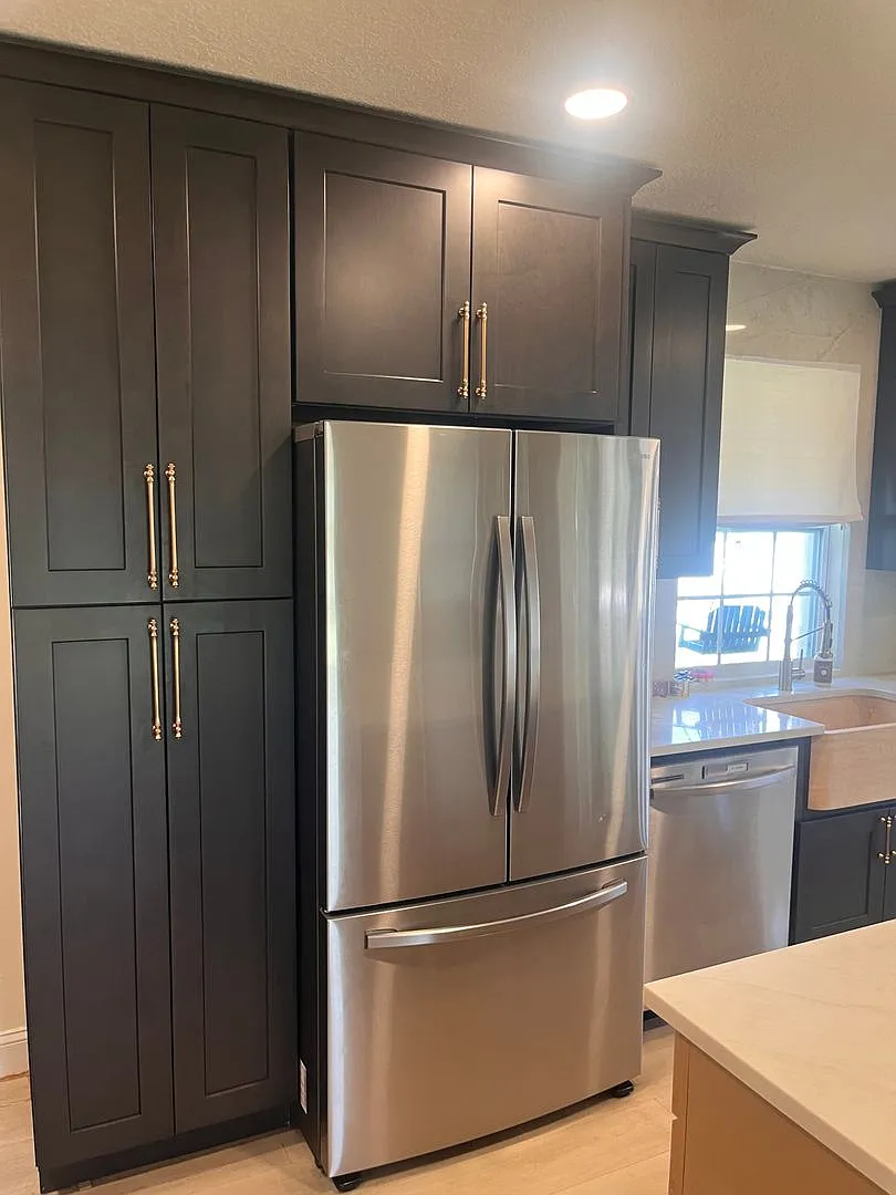 Your 4 Bedroom, 2 Bathroom St. Pete Sanctuary Awaits!! — Photo 3