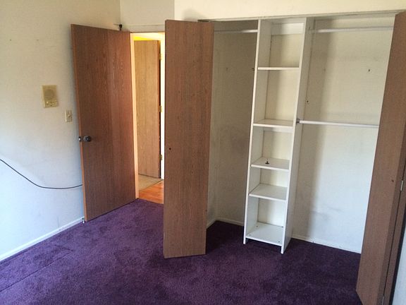 3rd image of 1813 Quaker Hollow Ln