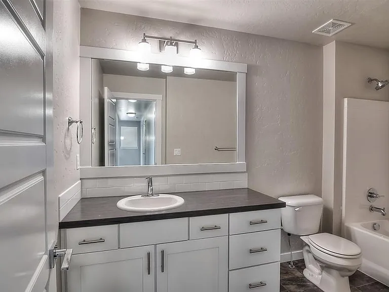 5232 N Beaham Ave — Photo 7