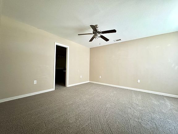 5th image of 3317 Wells Dr