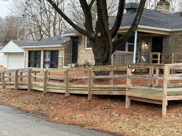 2236 Cold Spring Rd, Indianapolis, IN 46222