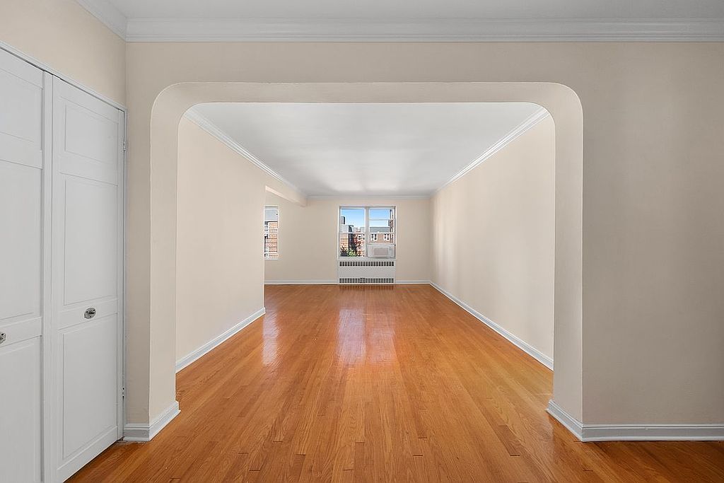 2-bedroom apartment for sale in Forest Hills