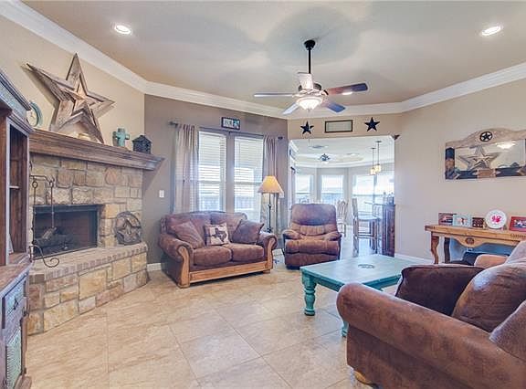 5th image of 9154 Parkview Cir