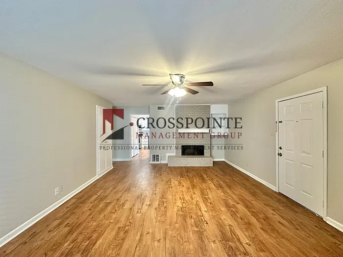 3 bed, 2.0 bath, 1475 sqft, $1,525 — Photo 3