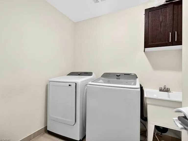 57 Sparkle Dr — Photo 21