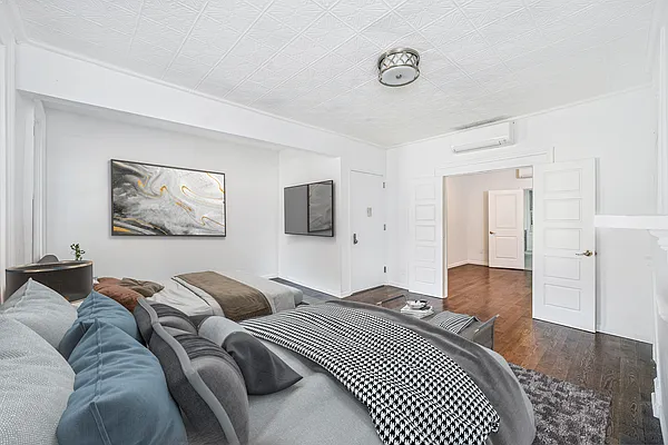 Rented by Worth Property Group | media 5