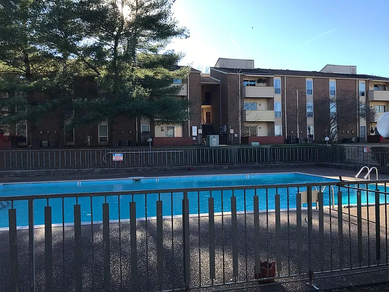 515 Basswood Ave #C-39 — Photo 23