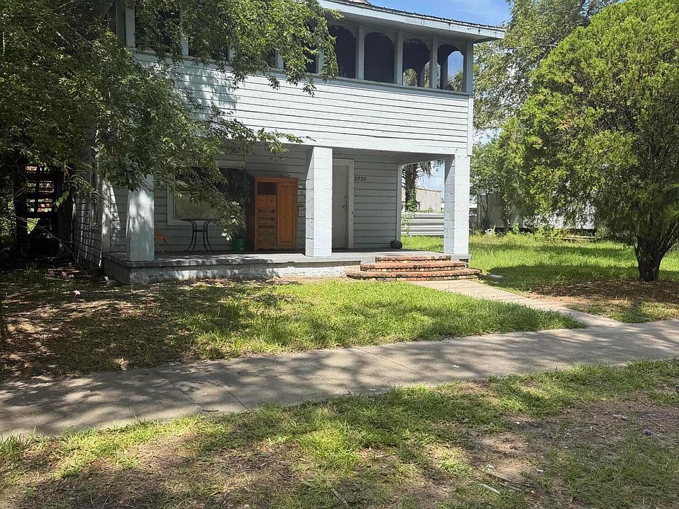 1st image of 2228 EVERGREEN Avenue