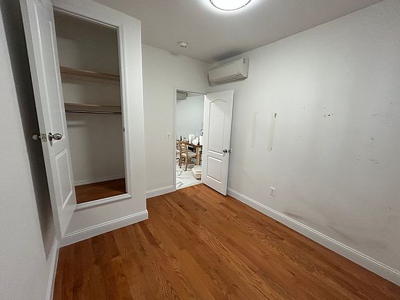 4th image of 82-31 164th Pl #2