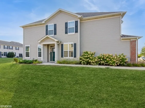 1867 Wren Rd, Yorkville, IL 60560