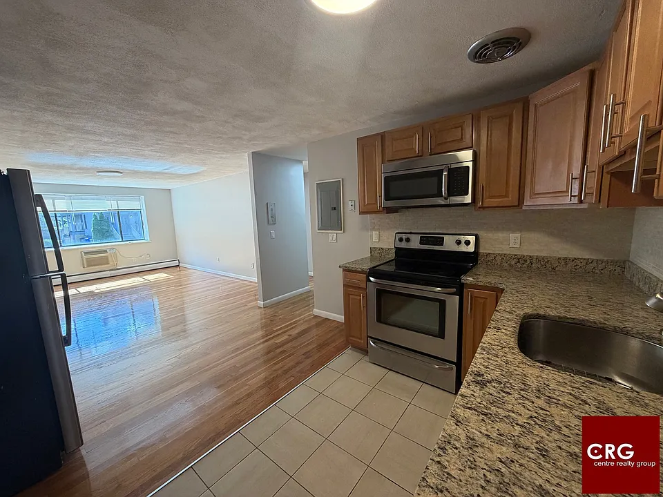 222-225 Babcock St #U2B