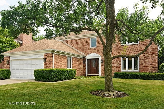 1st image of 2211 Amhurst Ct