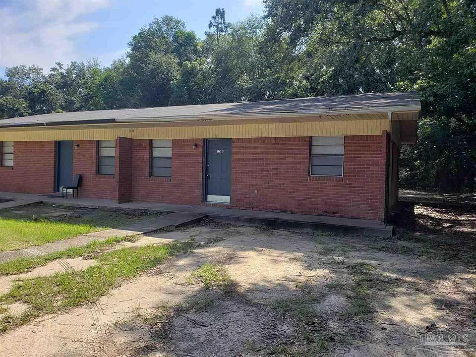 1250 Lake Dr