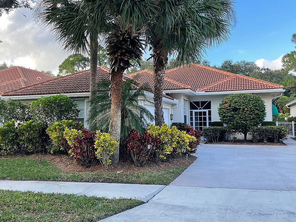 HOA Maintained Landscape