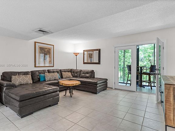 4th image of 87455 Old Hwy APT 247