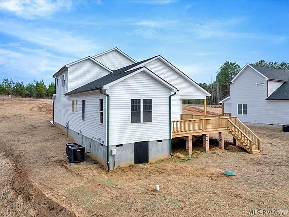 5th image of 834 Starboard Dr