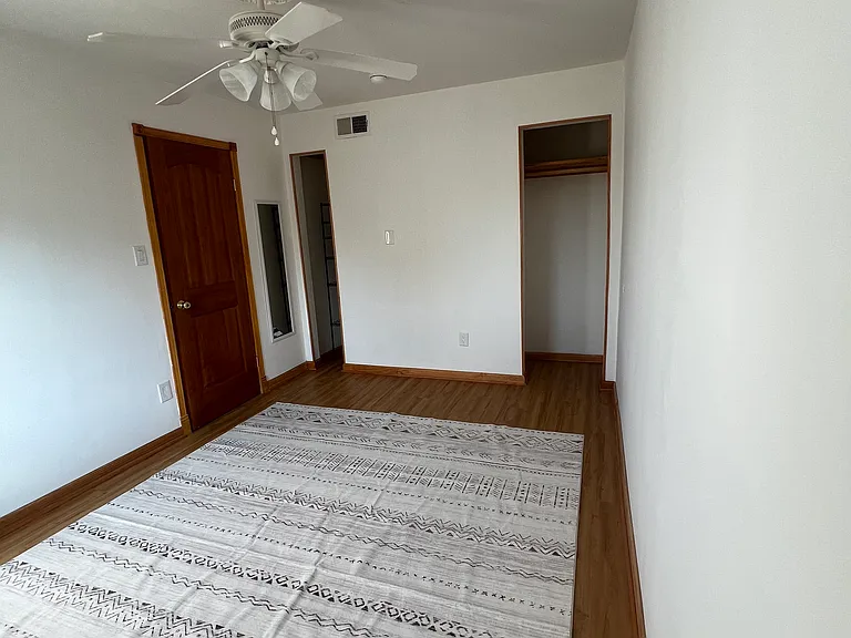 2410 Perry St #4 — Photo 6