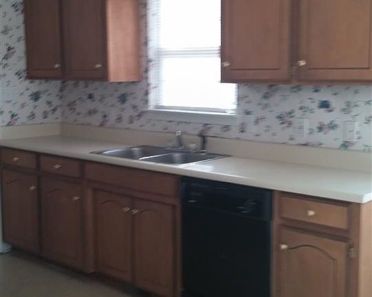 2nd image of 316 Beaver Dam Dr