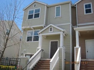 2842 Hilltop Mall Rd, Richmond, CA 94806