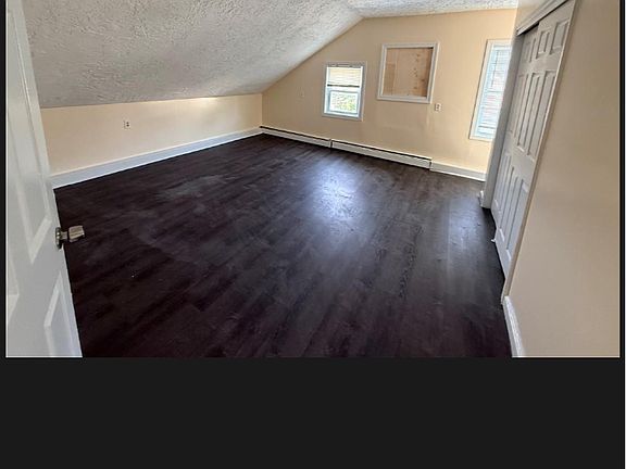 3rd image of 41 Joslin St APT 3